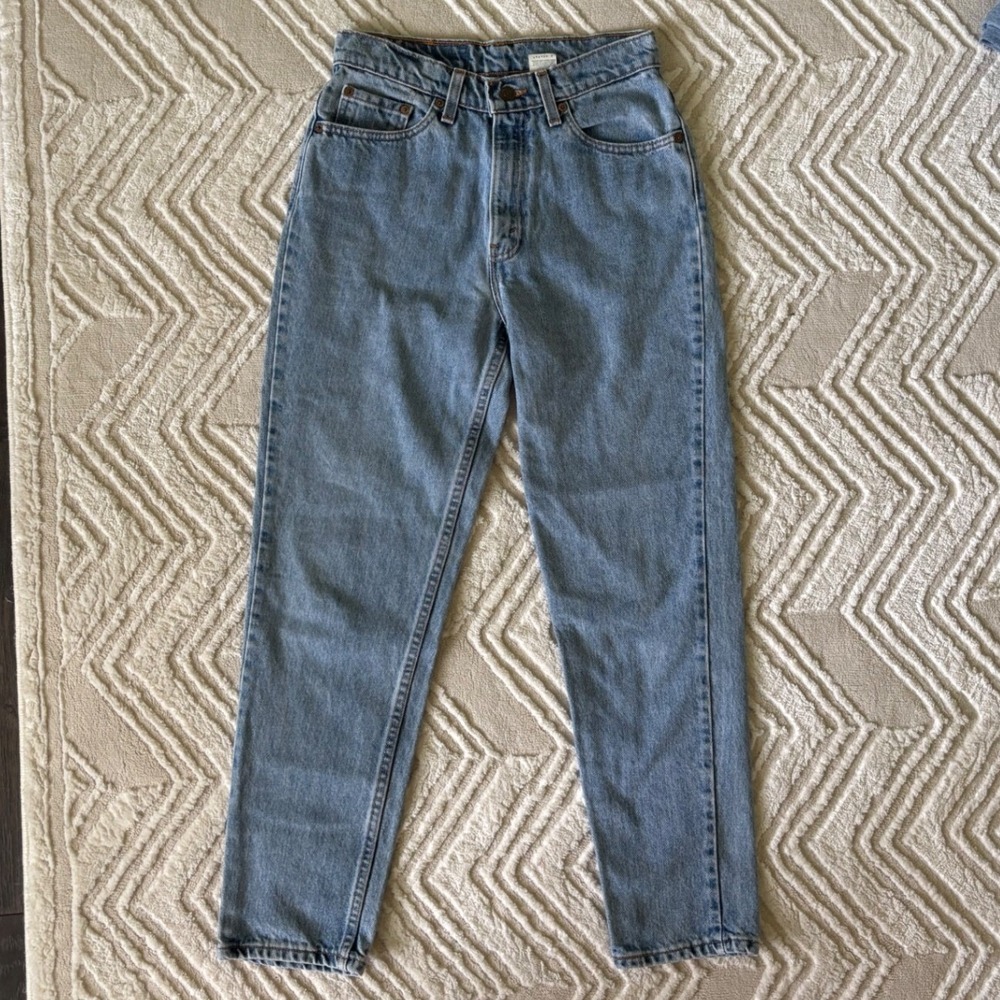 Vintage 90s Light Wash Denim Mom Jeans